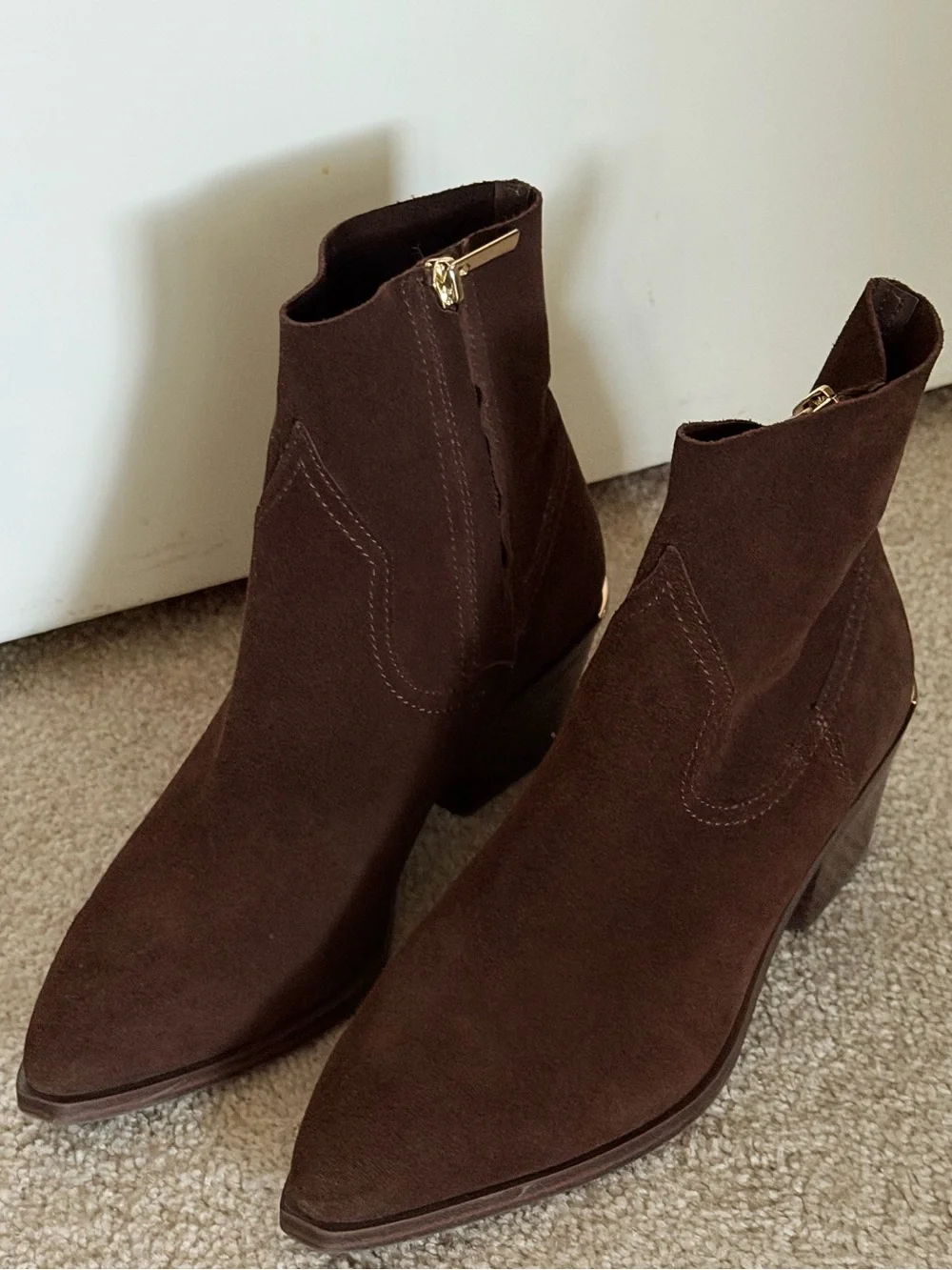 Steve Madden Chocolate Brown Suede Ankle Booties with Gold Zip Accent Size 8